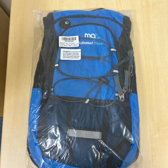 Mubasel Gear Insulated Hydration Backpack - Picture 9 of 12